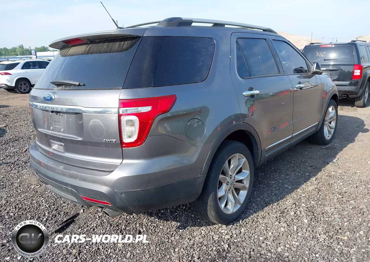 2011 Ford Explorer Xlt VIN:1FMHK8D83BGA75342 - 4