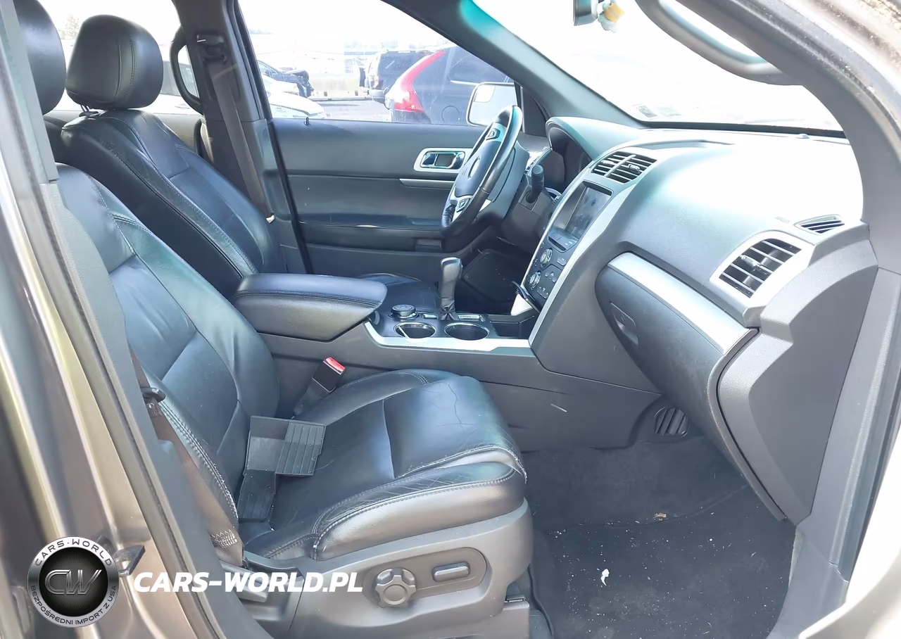 2011 Ford Explorer Xlt VIN:1FMHK8D83BGA75342 - 5