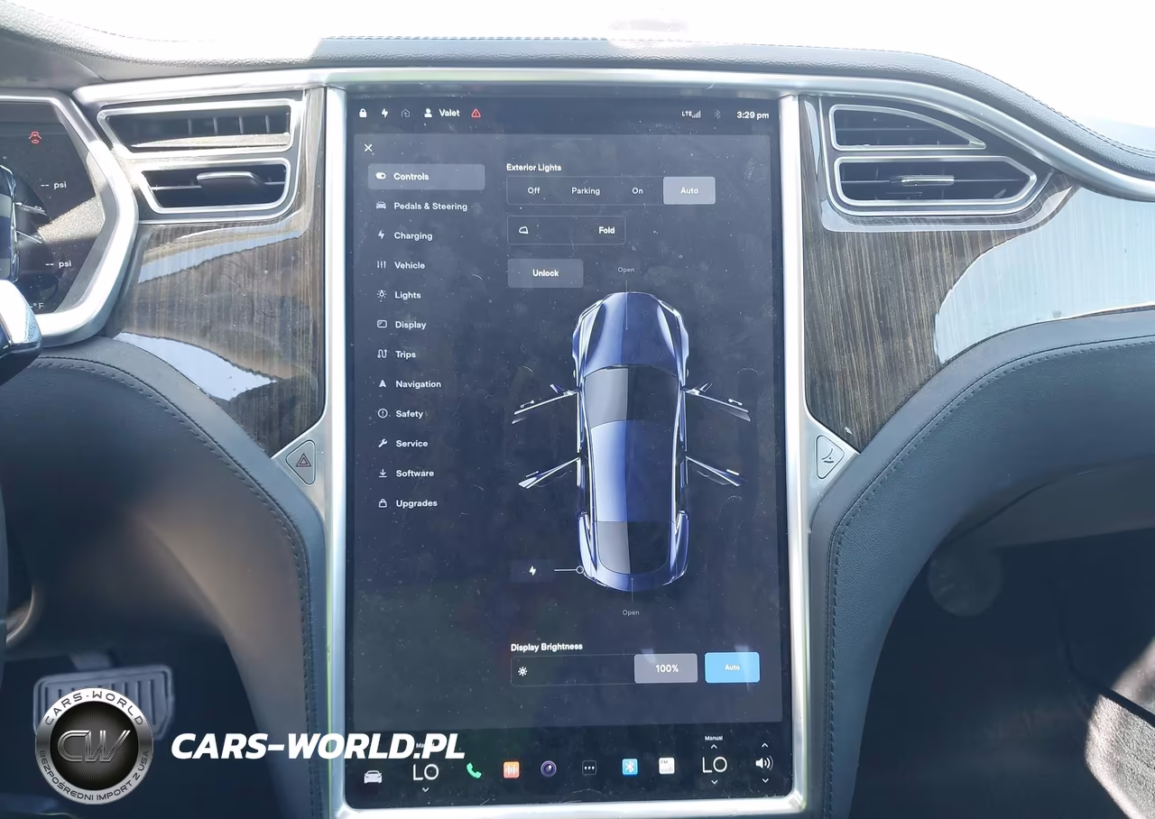 2013 Tesla Model S VIN:5YJSA1CN2DFP26372 - 17