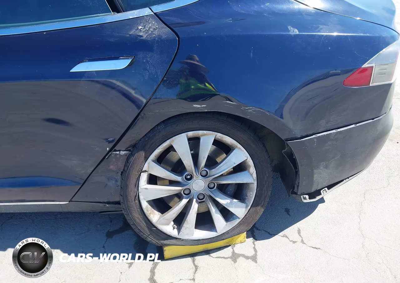 2013 Tesla Model S VIN:5YJSA1CN2DFP26372 - 6