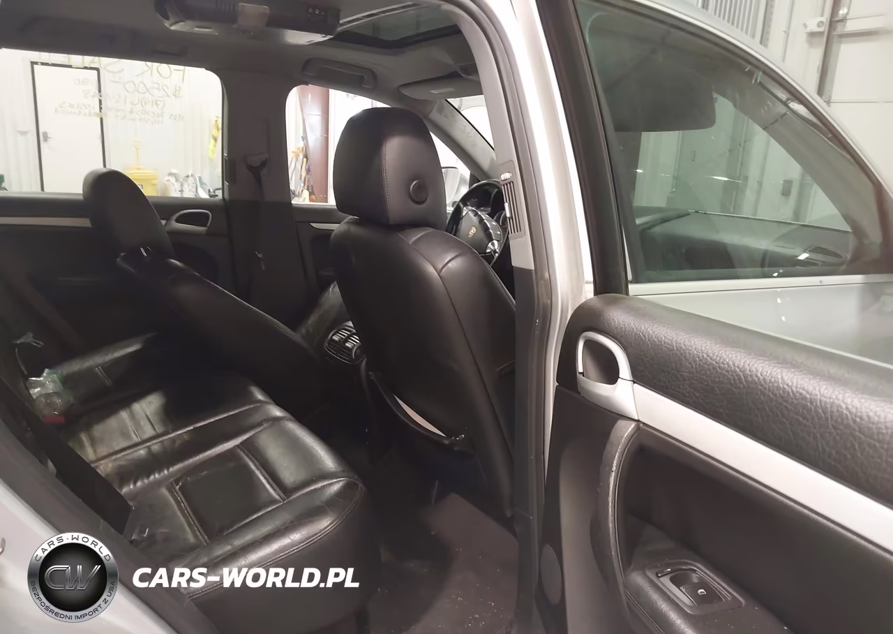 2004 Porsche Cayenne S VIN:WP1AB29P74LA69698 - 8