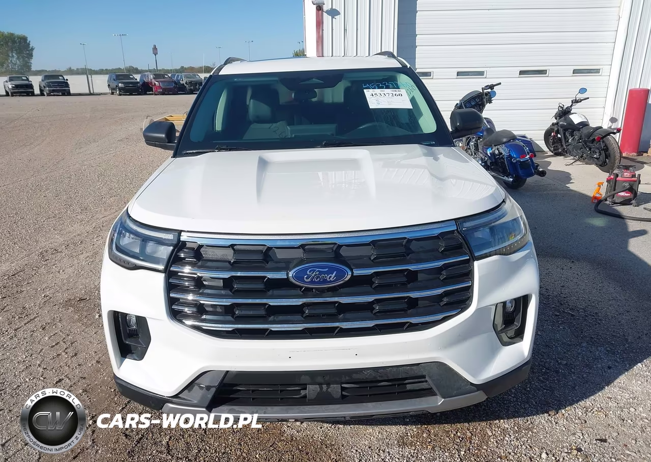 2025 Ford Explorer Active VIN:1FMUK8DHXSGB51217 - 12