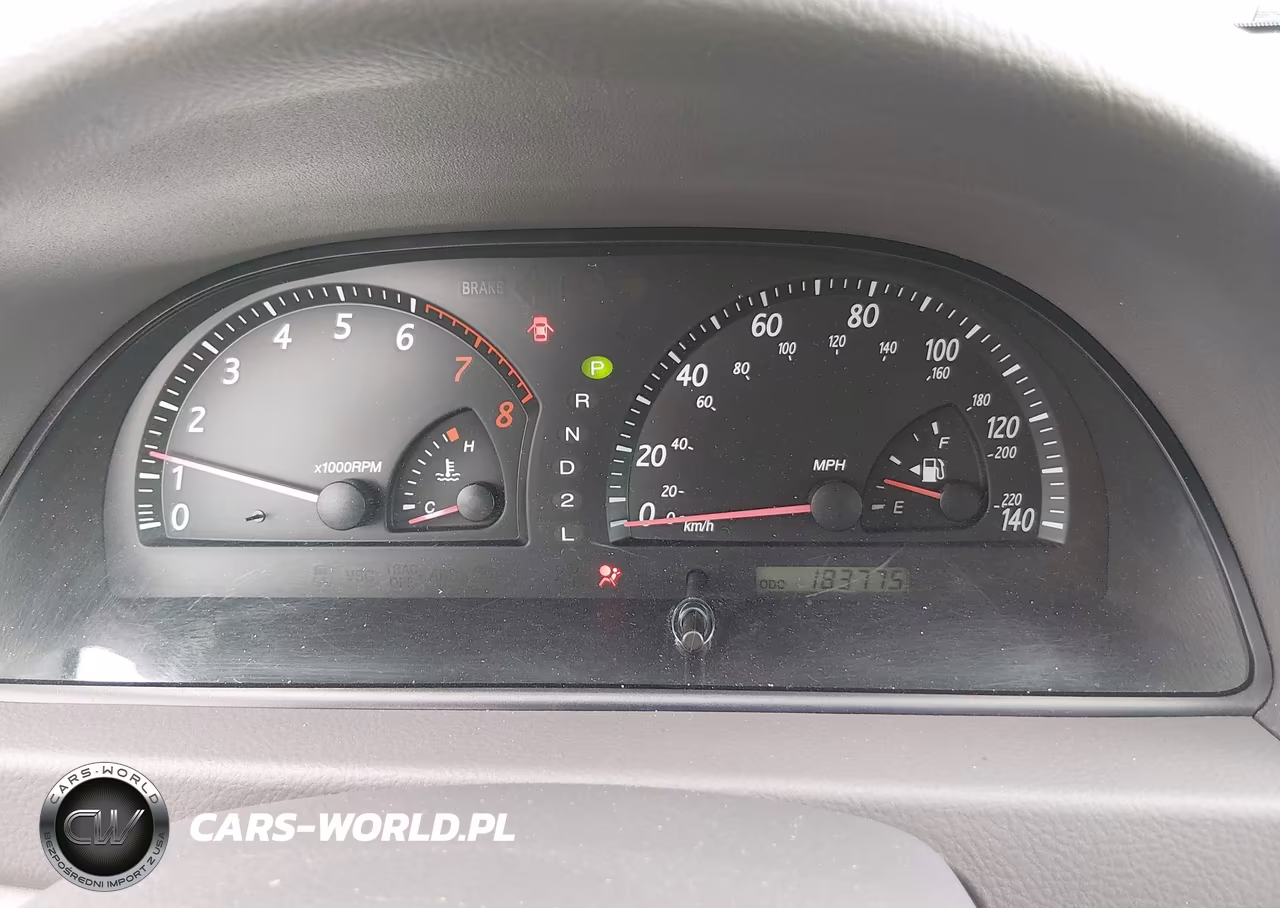 2002 Toyota Camry Le VIN:4T1BE30K62U575885 - 7