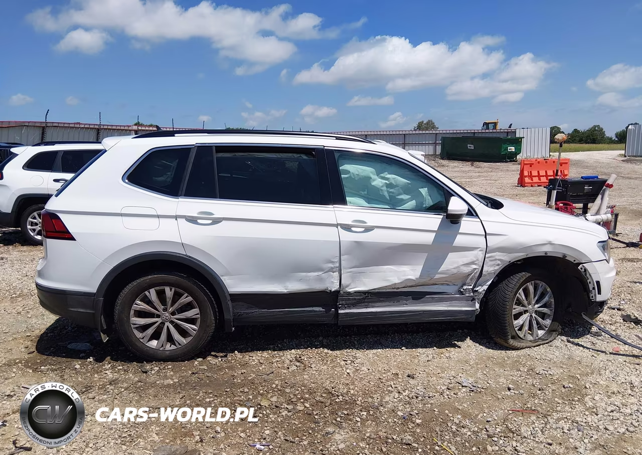 2019 Volkswagen Tiguan 2.0T Se-2.0T Sel-2.0T Sel R-Line-2.0T Sel R-Line Black VIN:3VV2B7AX3KM139676 - 13