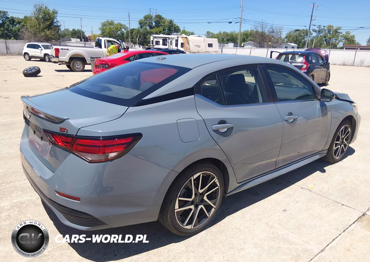 2025 Nissan Sentra Sr VIN:3N1AB8DV5SY233080 - 4