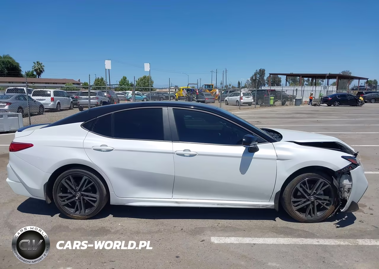 2025 Toyota Camry Xse VIN:4T1DAACK6SU183297 - 15