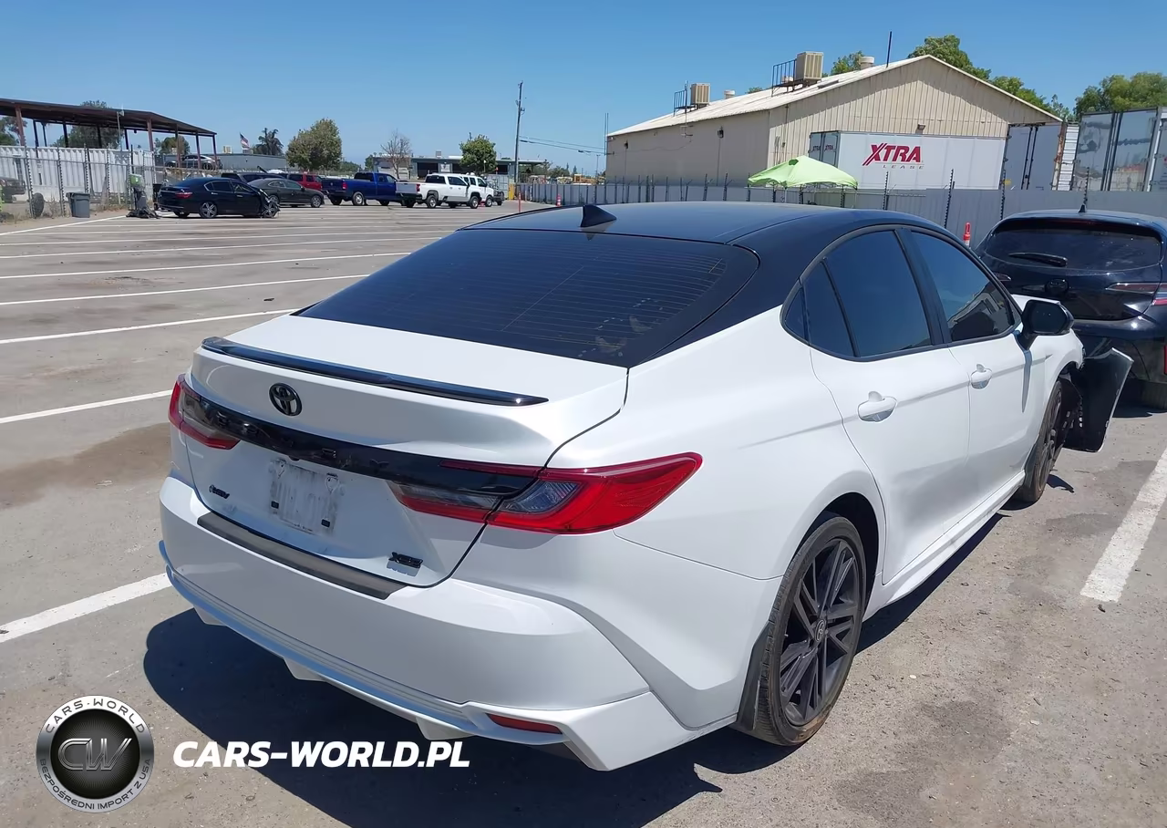 2025 Toyota Camry Xse VIN:4T1DAACK6SU183297 - 4