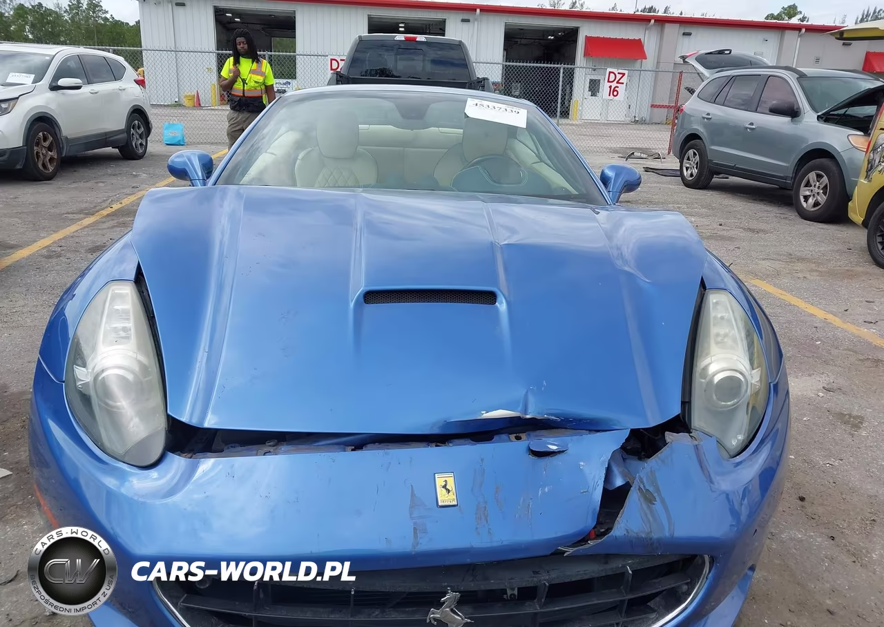 2014 Ferrari California VIN:ZFF65TJA1E0199413 - 12