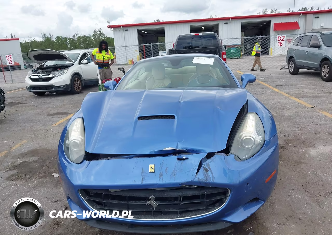 2014 Ferrari California VIN:ZFF65TJA1E0199413 - 6