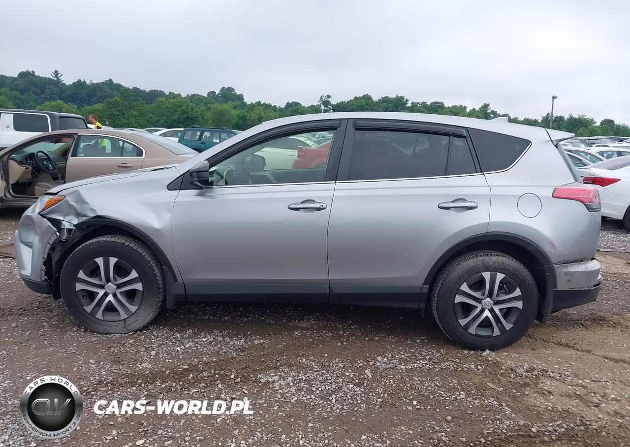 2018 Toyota Rav4 Le VIN:JTMBFREV8JJ259895 - 14
