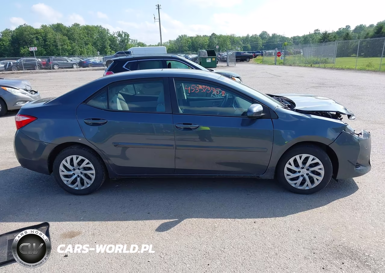2018 Toyota Corolla Le VIN:2T1BURHE1JC980461 - 13