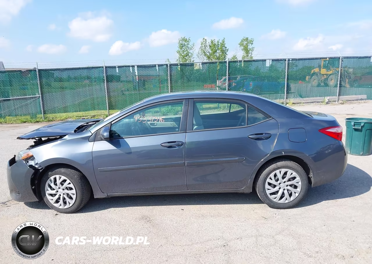2018 Toyota Corolla Le VIN:2T1BURHE1JC980461 - 14