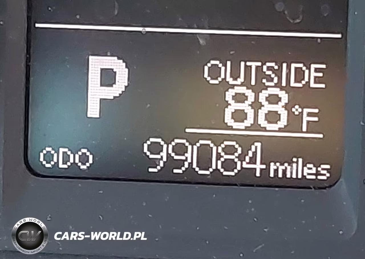 2018 Toyota Corolla Le VIN:2T1BURHE1JC980461 - 15