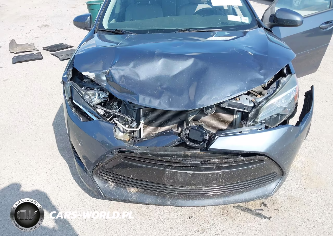 2018 Toyota Corolla Le VIN:2T1BURHE1JC980461 - 6