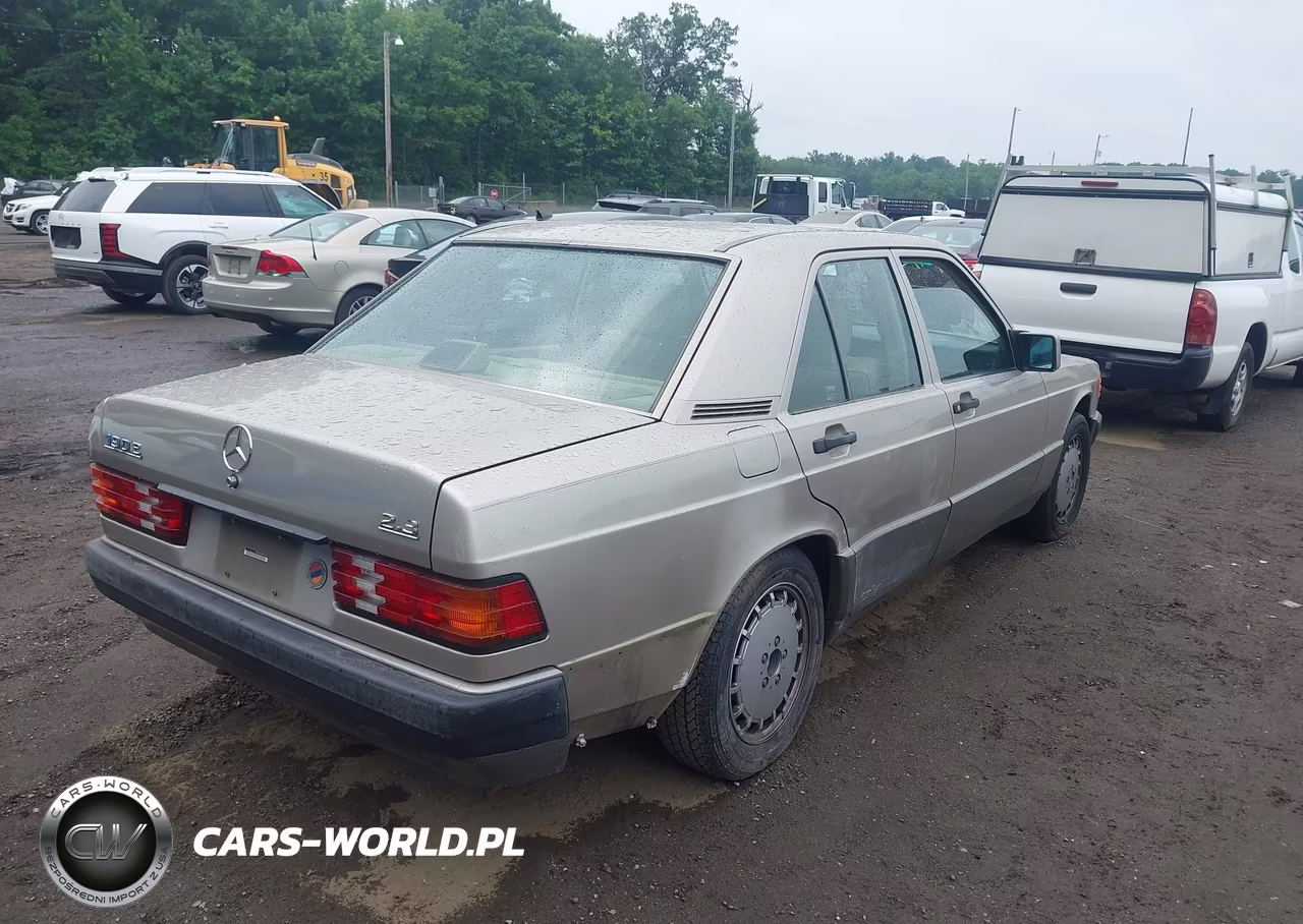 1993 Mercedes-Benz 190 E 2.3 VIN:WDBDA28DXPGO7O655 - 4
