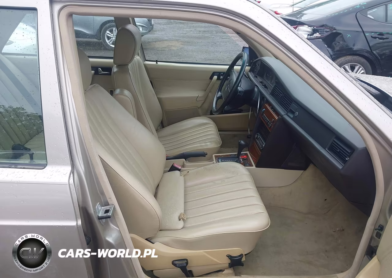 1993 Mercedes-Benz 190 E 2.3 VIN:WDBDA28DXPGO7O655 - 5
