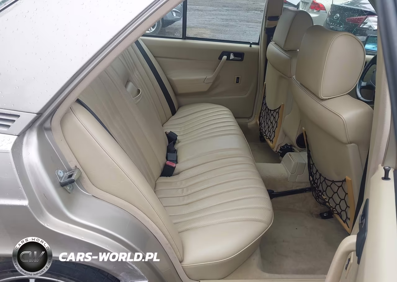 1993 Mercedes-Benz 190 E 2.3 VIN:WDBDA28DXPGO7O655 - 8