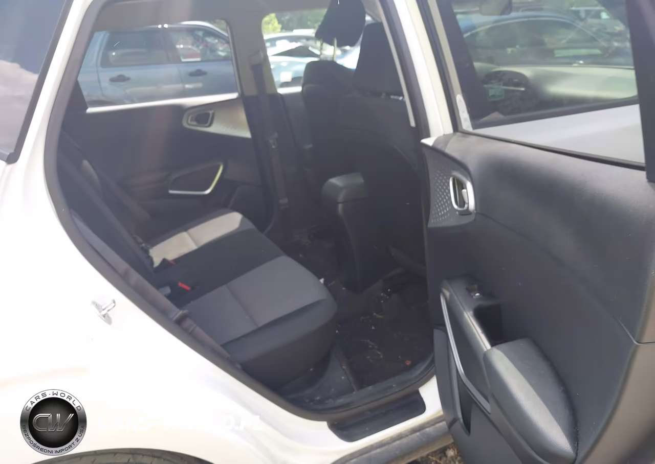 2020 Kia Soul Lx VIN:KNDJ23AU3L7728621 - 8