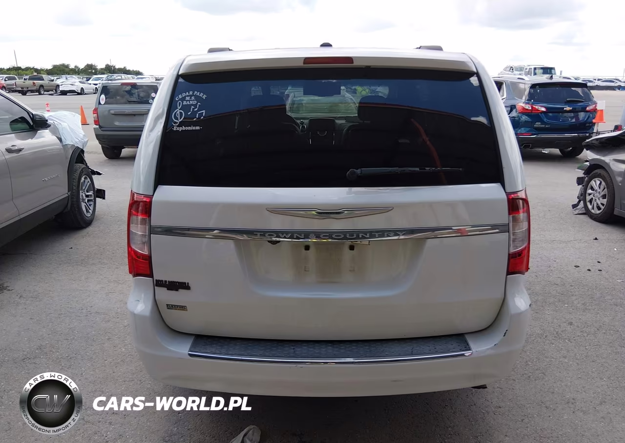 2016 Chrysler Town & Country Touring VIN:2C4RC1BG4GR279905 - 16