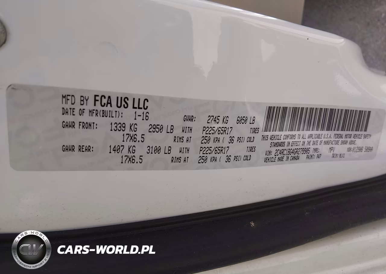 2016 Chrysler Town & Country Touring VIN:2C4RC1BG4GR279905 - 9