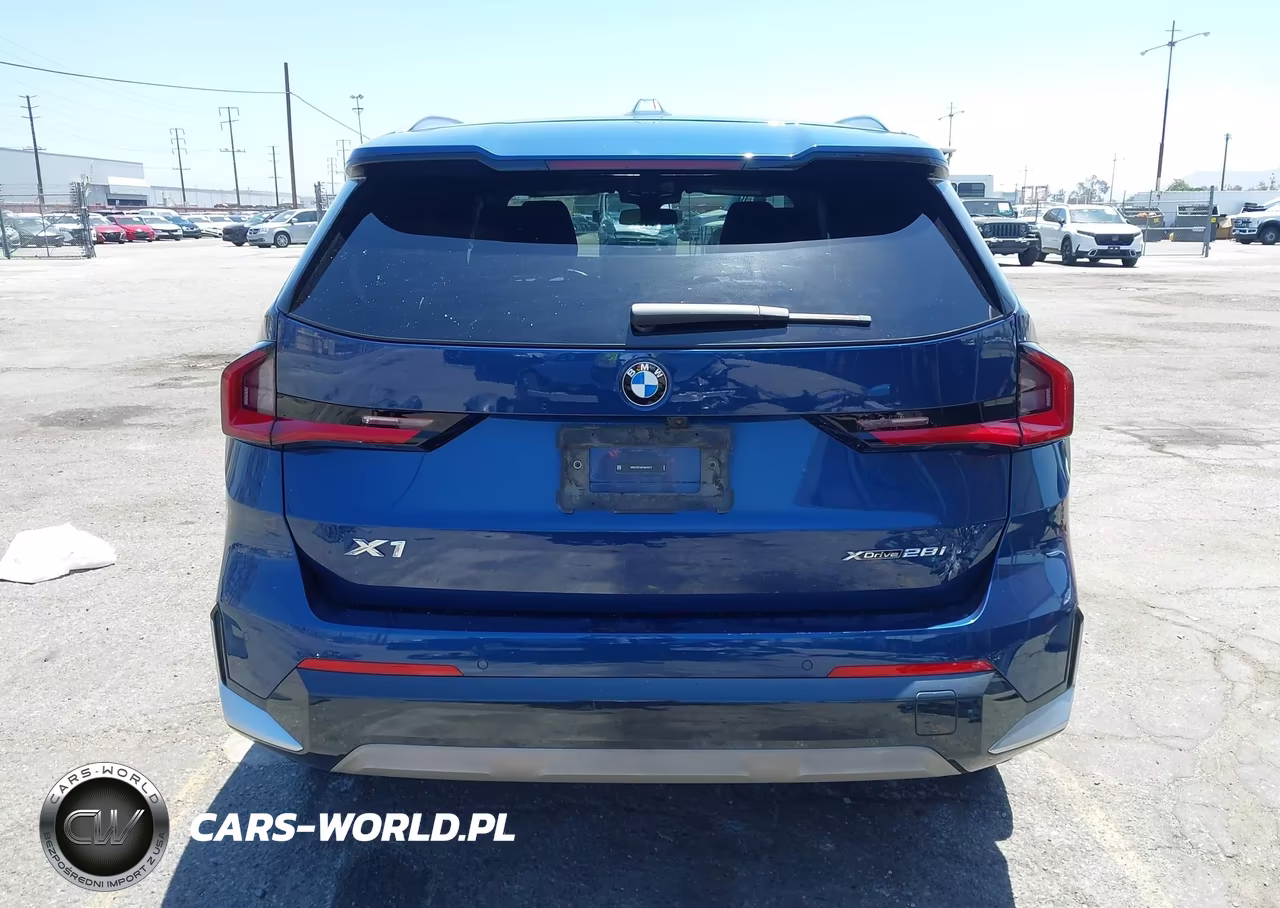 2023 BMW X1 xDrive28I VIN:WBX73EF0XP5X49401 - 17