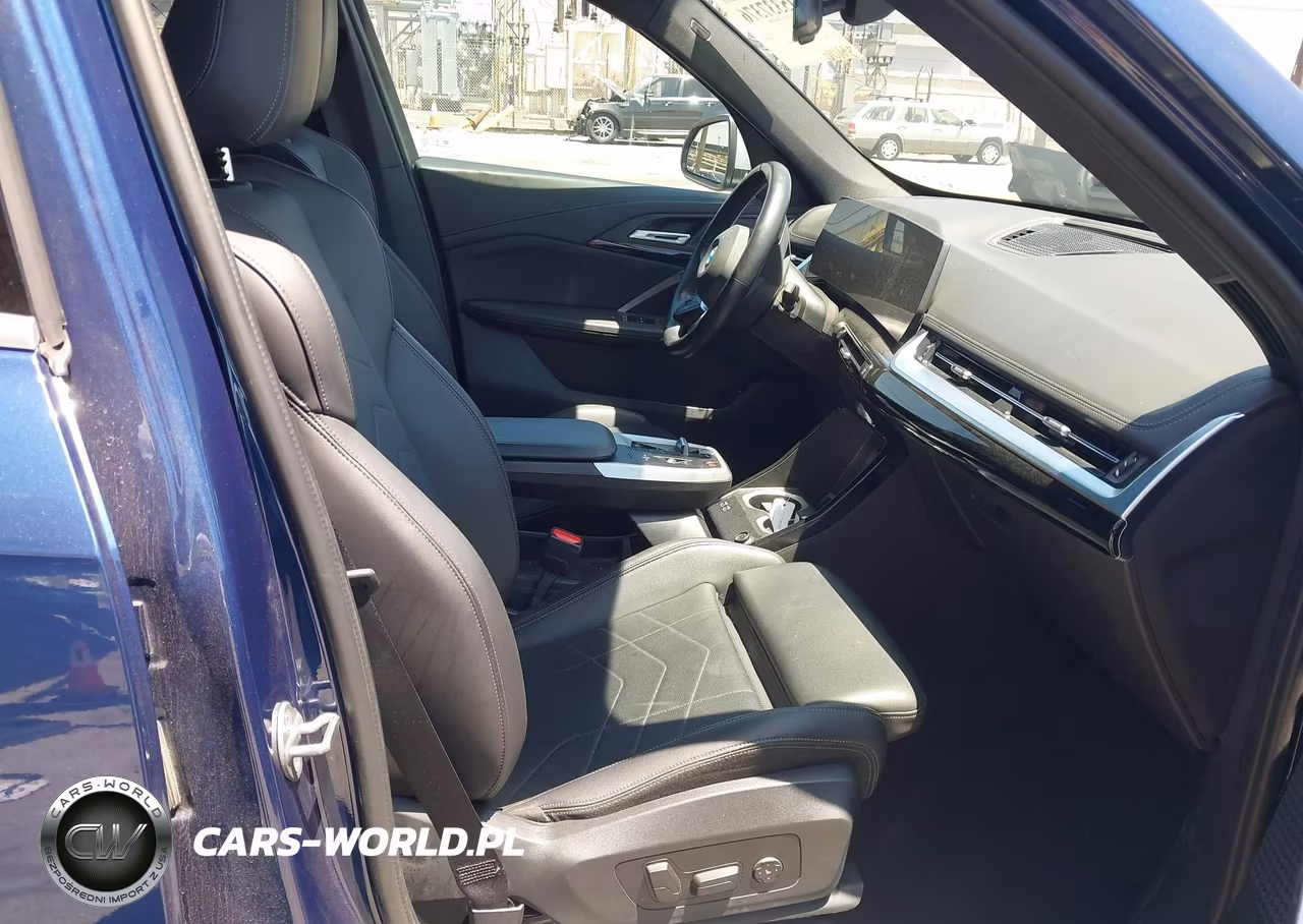 2023 BMW X1 xDrive28I VIN:WBX73EF0XP5X49401 - 5