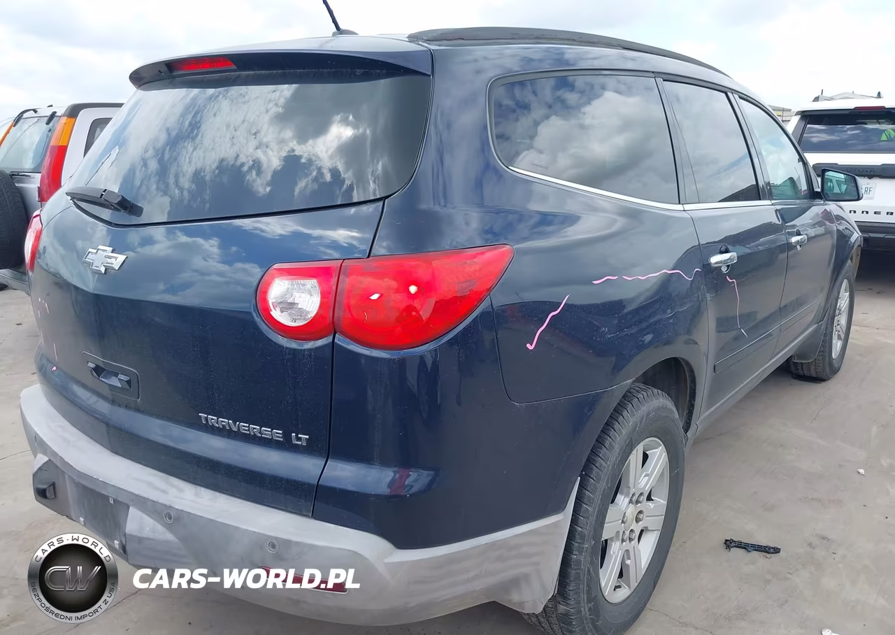 2011 Chevrolet Traverse 1Lt VIN:1GNKRGED2BJ172523 - 4