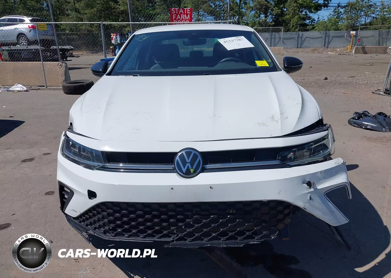 2025 Volkswagen Jetta 1.5T Sport VIN:3VWBX7BU2SM053888 - 12