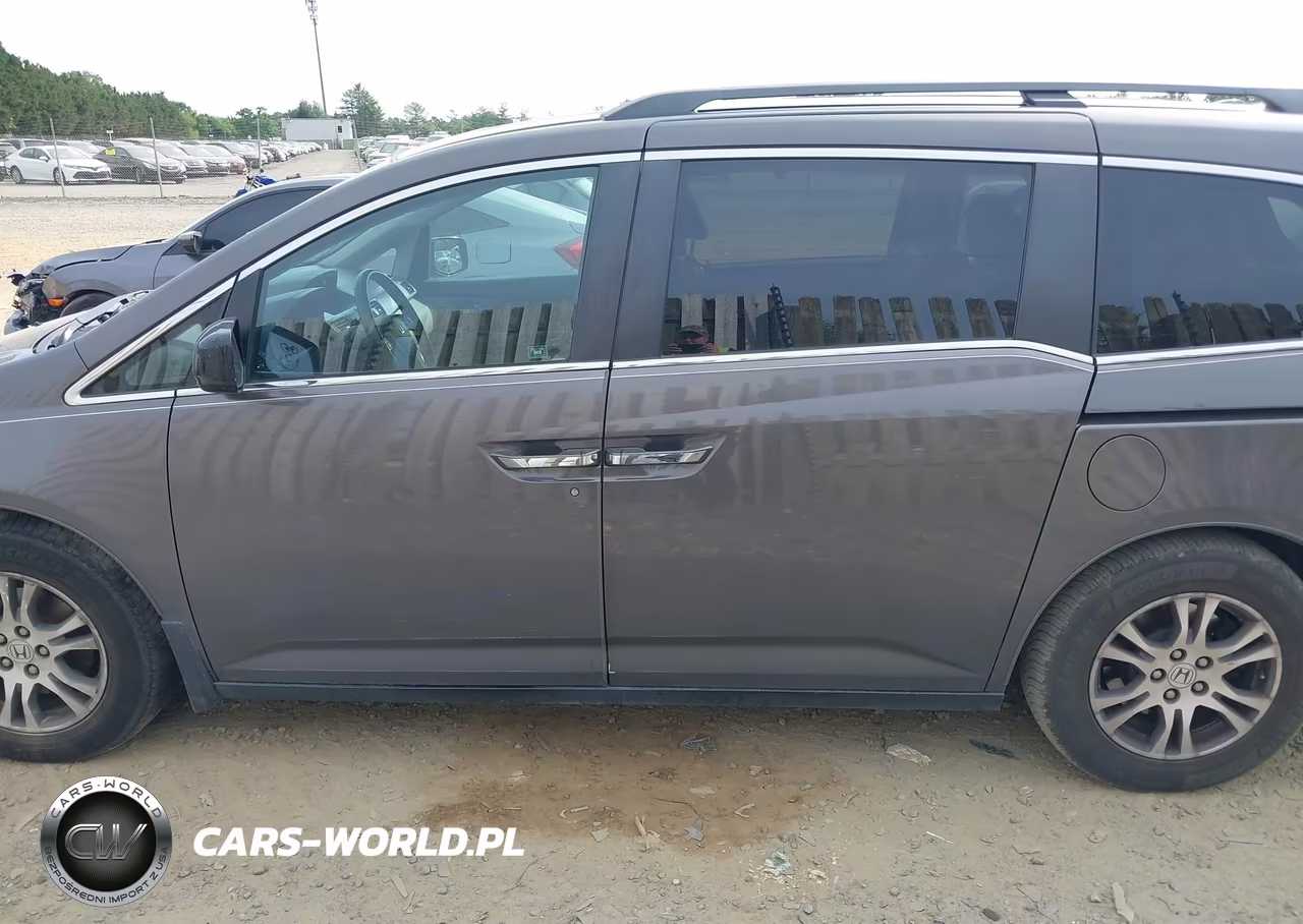 2011 Honda Odyssey Ex-L VIN:5FNRL5H66BB019659 - 14