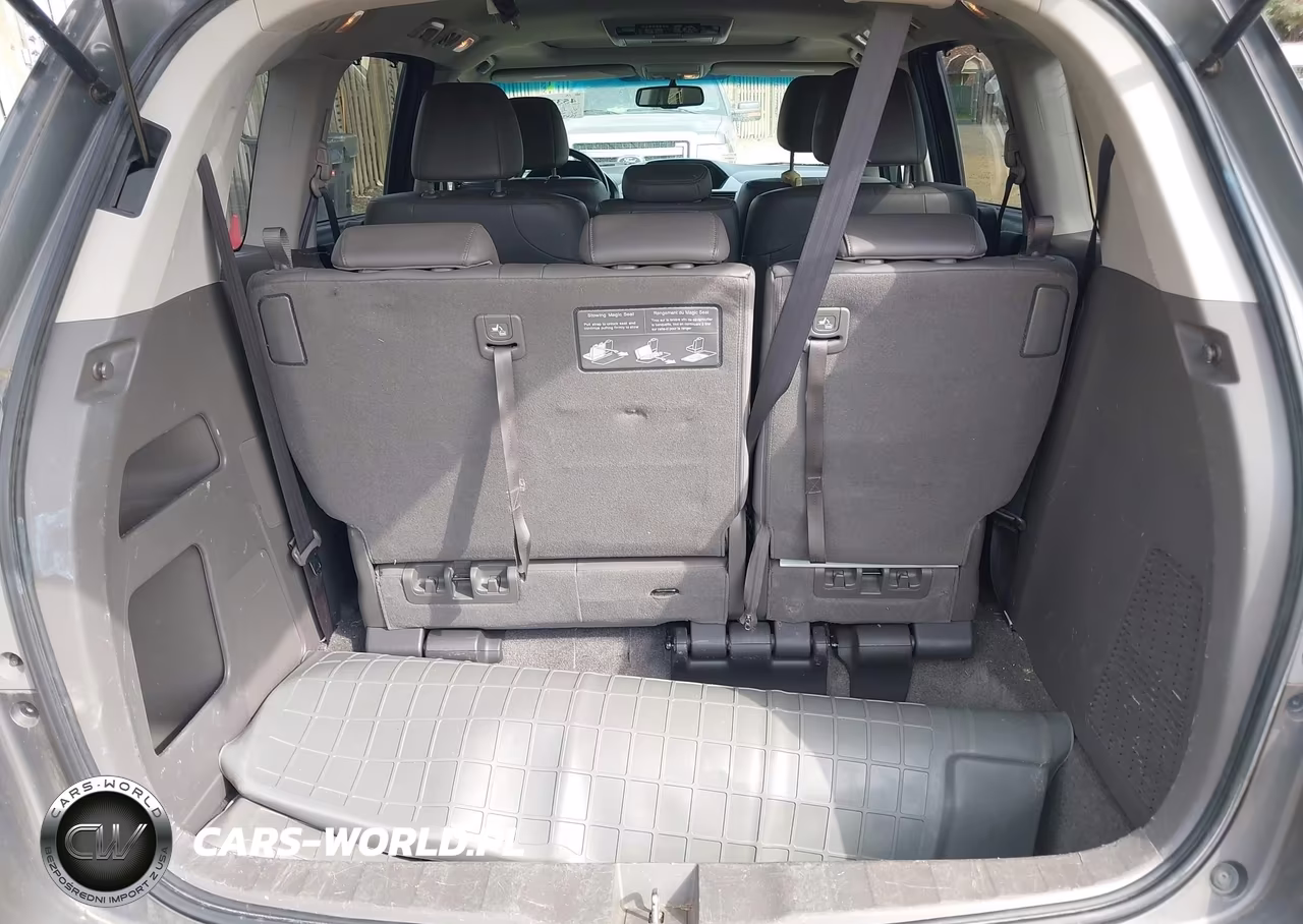 2011 Honda Odyssey Ex-L VIN:5FNRL5H66BB019659 - 17