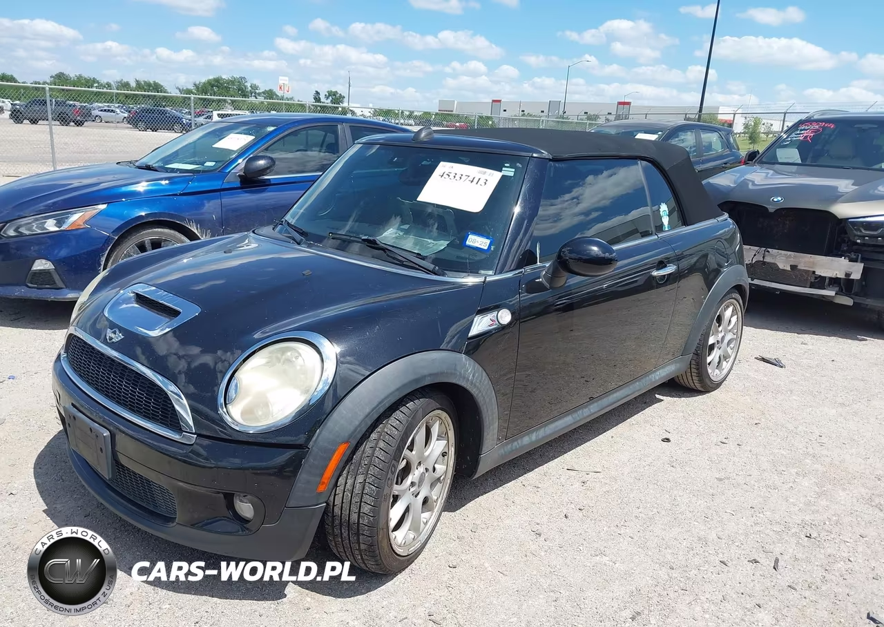 2009 Mini Cooper S VIN:WMWMS335X9TY07543 - 2