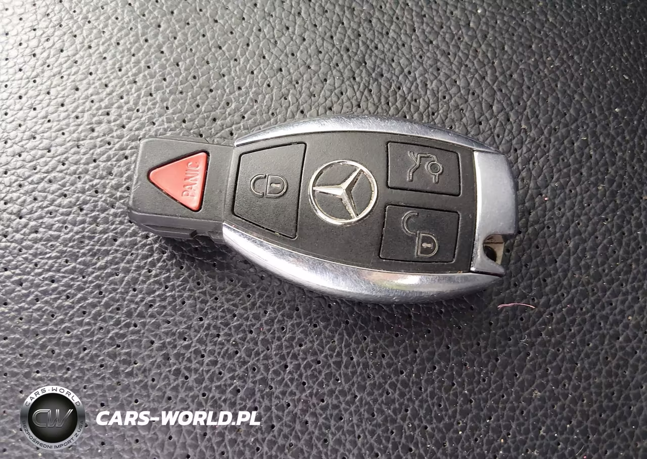 2014 Mercedes-Benz C 250 Sport VIN:WDDGF4HB3ER308766 - 11