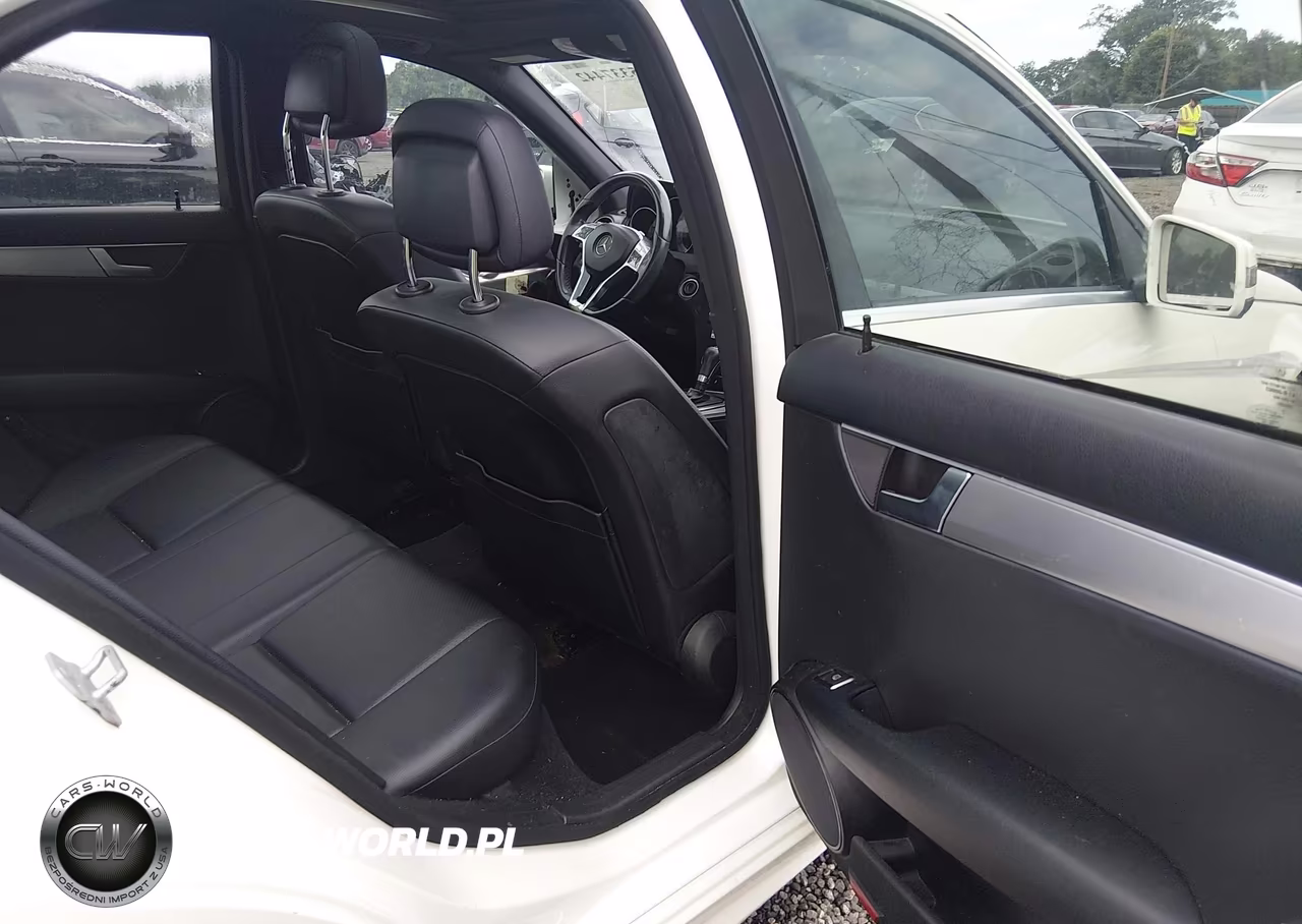 2014 Mercedes-Benz C 250 Sport VIN:WDDGF4HB3ER308766 - 8