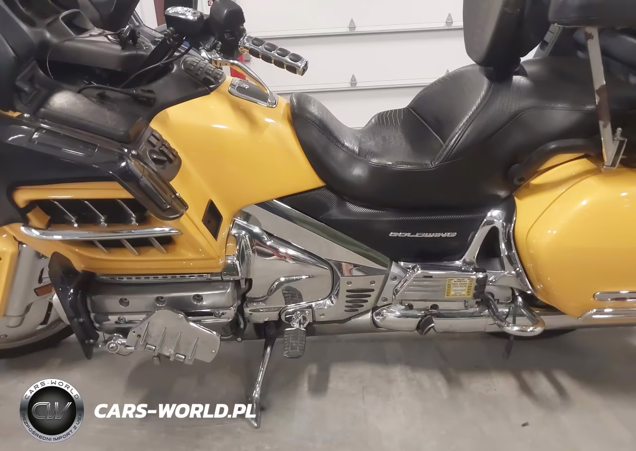 2005 Honda Gl1800 VIN:1HFSC470X5A400295 - 9