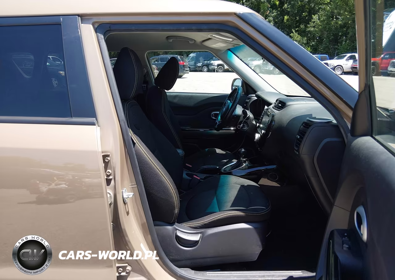 2015 Kia Soul + VIN:KNDJP3A51F7156303 - 5