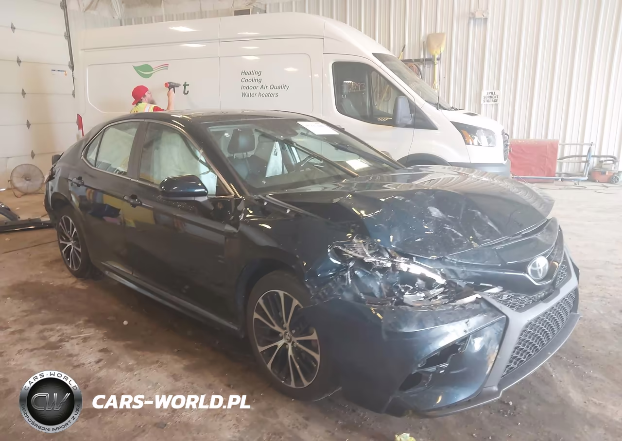 2020 Toyota Camry Se
