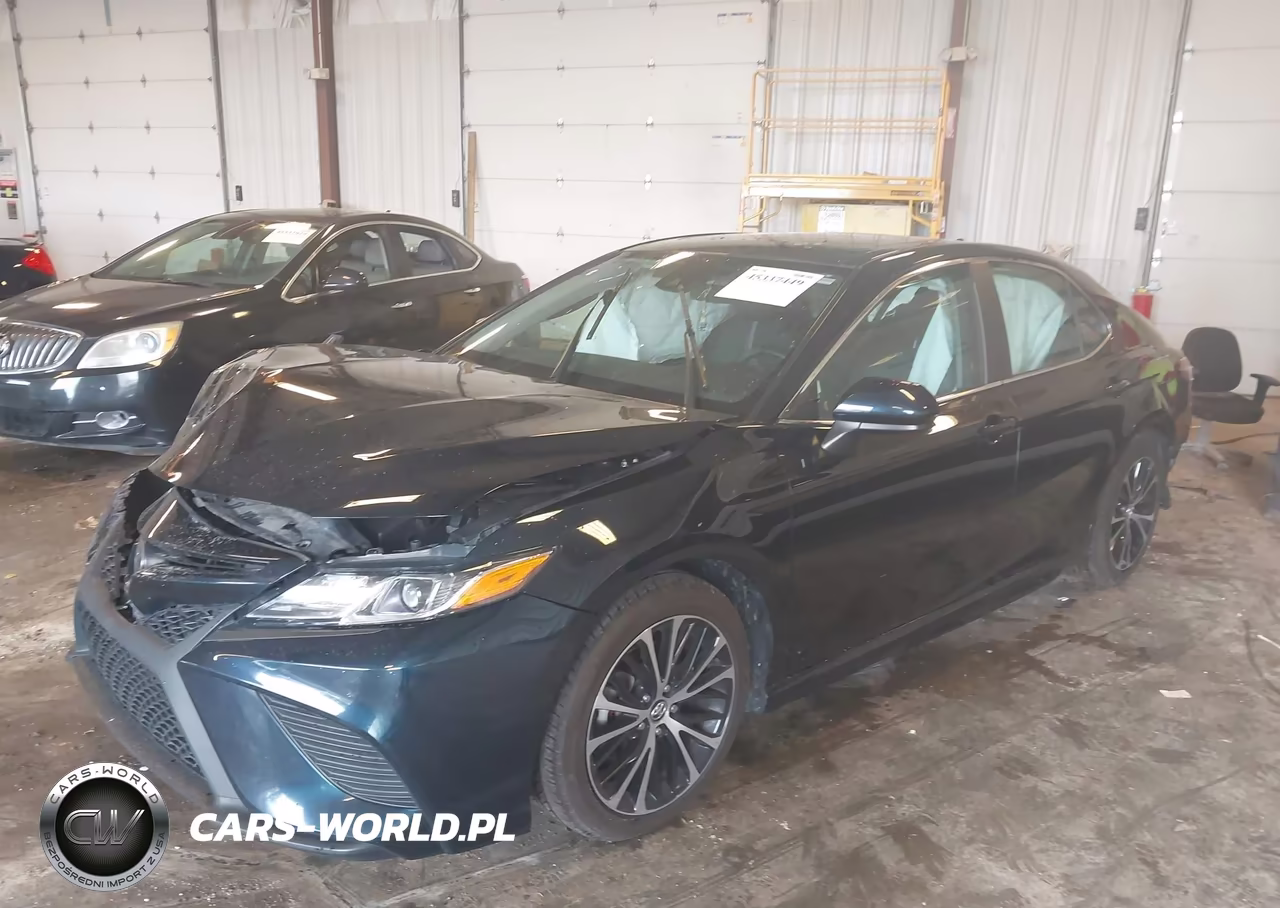 2020 Toyota Camry Se VIN:4T1G11AK5LU944595 - 2