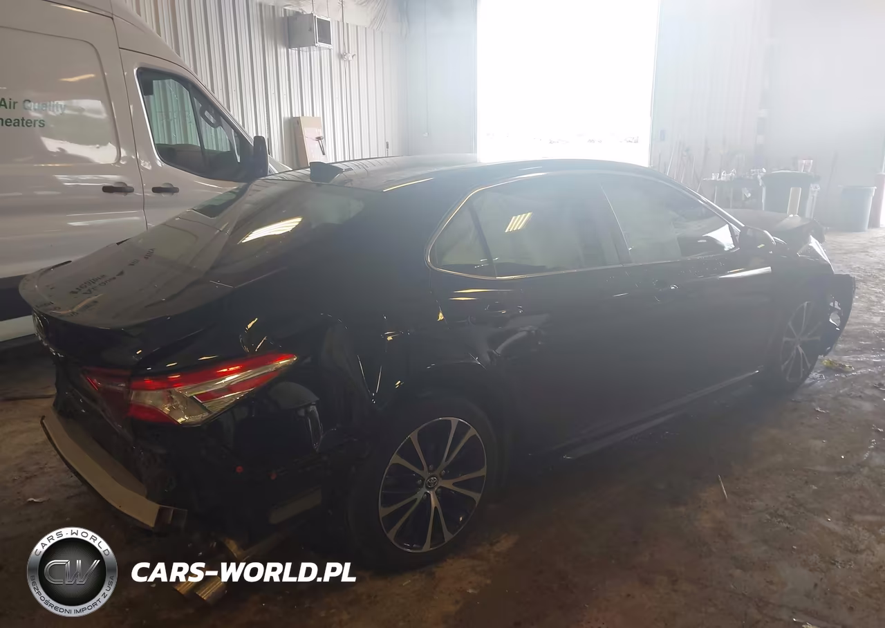 2020 Toyota Camry Se VIN:4T1G11AK5LU944595 - 4