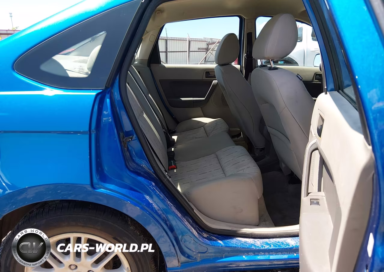 2010 Ford Focus Se VIN:1FAHP3FN3AW235774 - 8