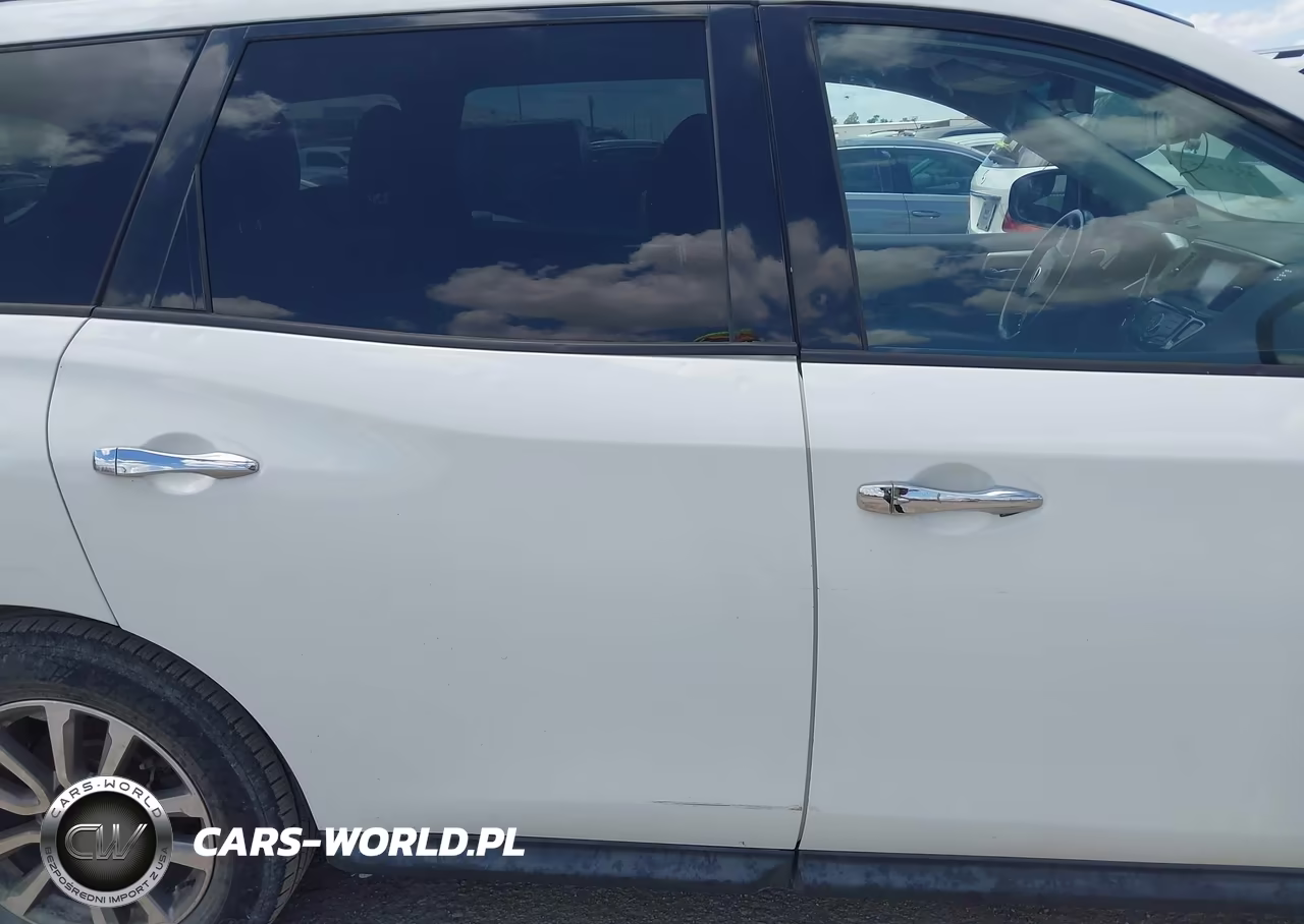 2016 Nissan Pathfinder Platinum-S-Sl-Sv VIN:5N1AR2MN6GC634879 - 13