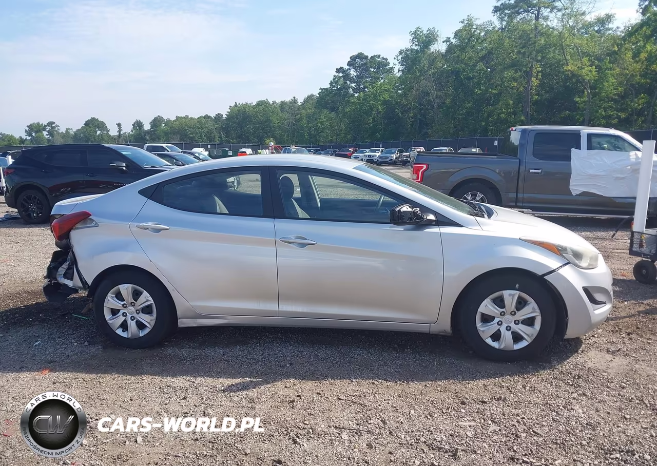 2016 Hyundai Elantra Se VIN:5NPDH4AE2GH718867 - 14