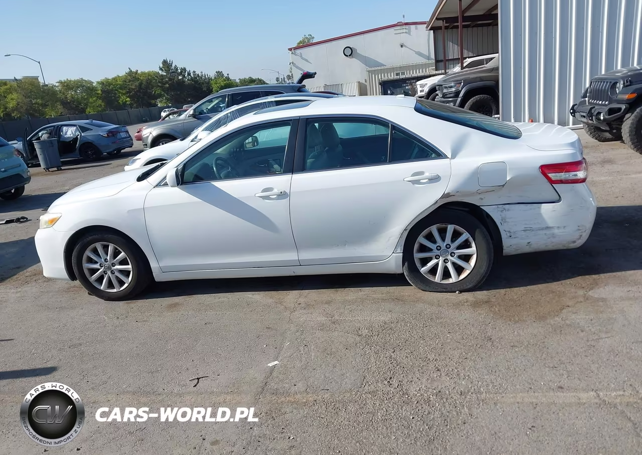 2011 Toyota Camry Xle VIN:4T4BF3EK2BR108880 - 14