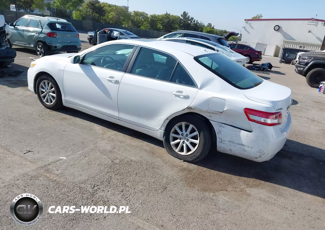 2011 Toyota Camry Xle VIN:4T4BF3EK2BR108880 - 3