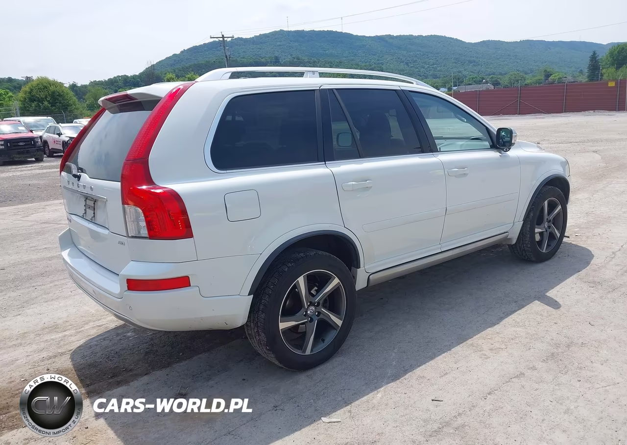 2013 Volvo Xc90 3.2 R-Design-3.2 R-Design Platinum-3.2 R-Design Premier Plus VIN:YV4952CT3D1641733 - 4