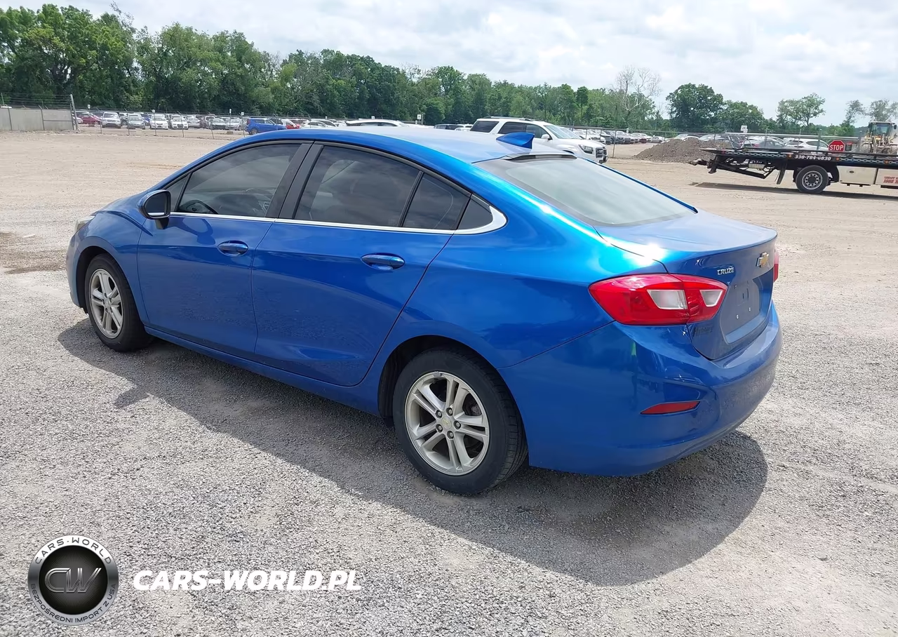 2017 Chevrolet Cruze Lt Auto VIN:1G1BE5SM7H7266599 - 3