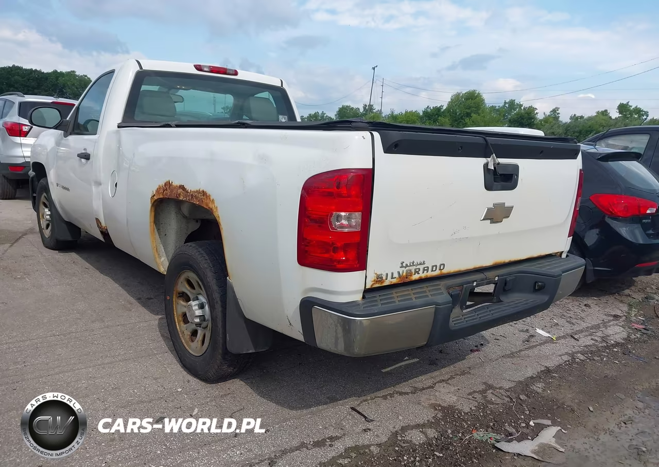 2008 Chevrolet Silverado 1500 Work Truck VIN:1GCEC14X08Z308724 - 3