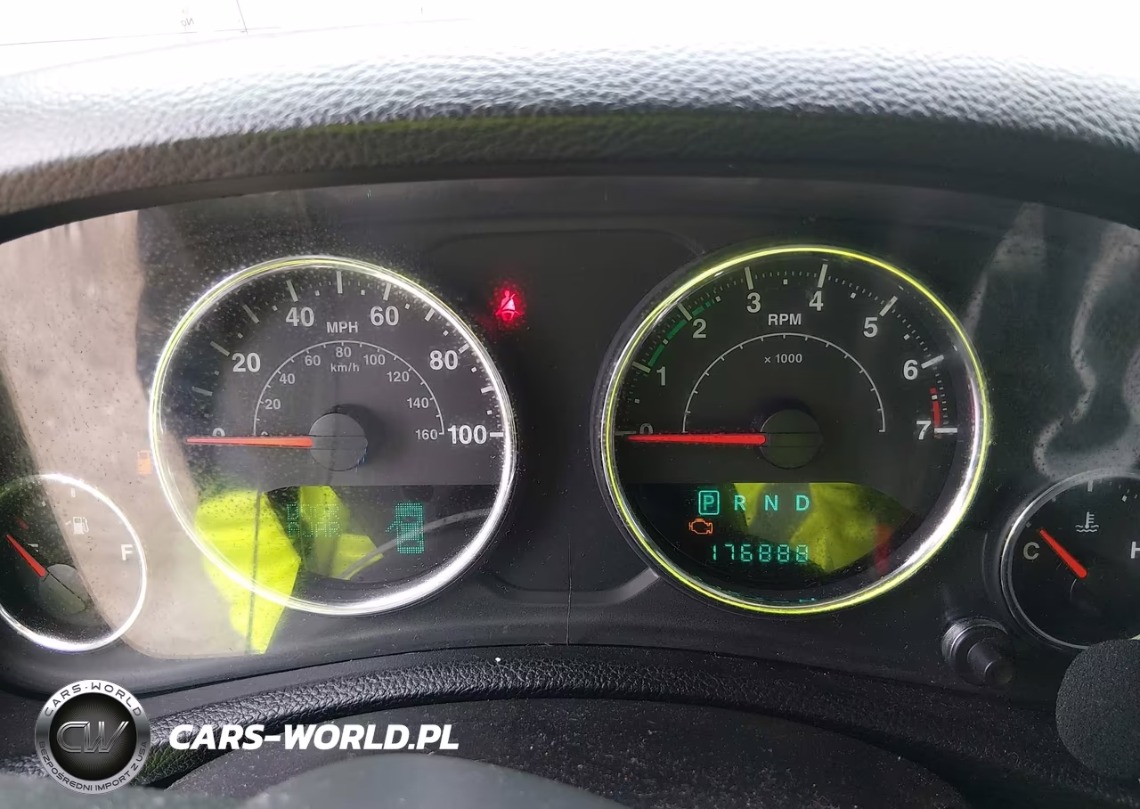 2013 Jeep Wrangler Unlimited Sport VIN:1C4HJWDG3DL502158 - 7