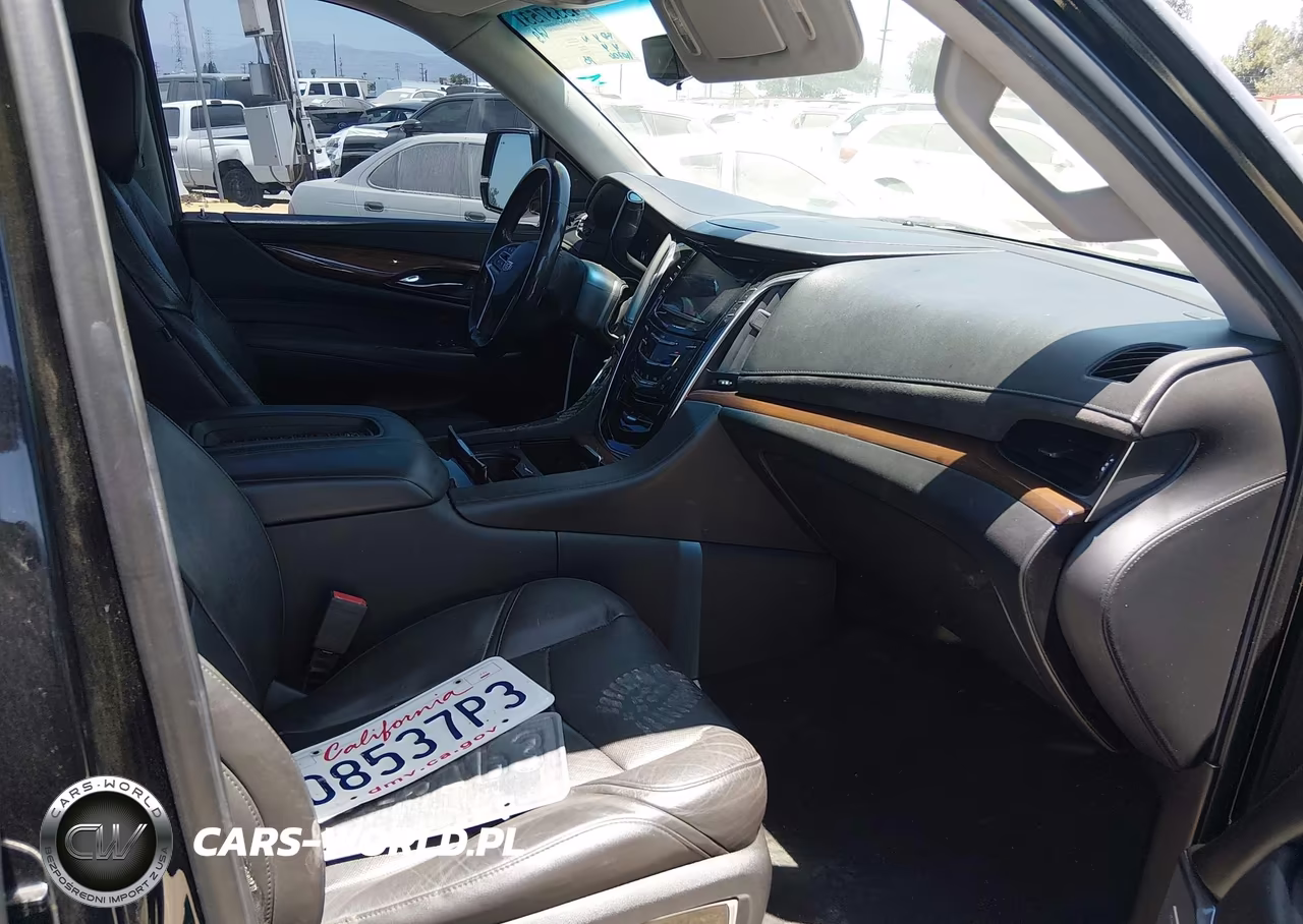 2020 Cadillac Escalade Esv 2Wd Luxury VIN:1GYS3HKJ2LR150366 - 5
