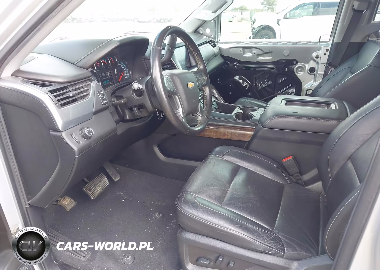 2020 Chevrolet Tahoe 2Wd Lt VIN:1GNSCBKC1LR135689 - 5