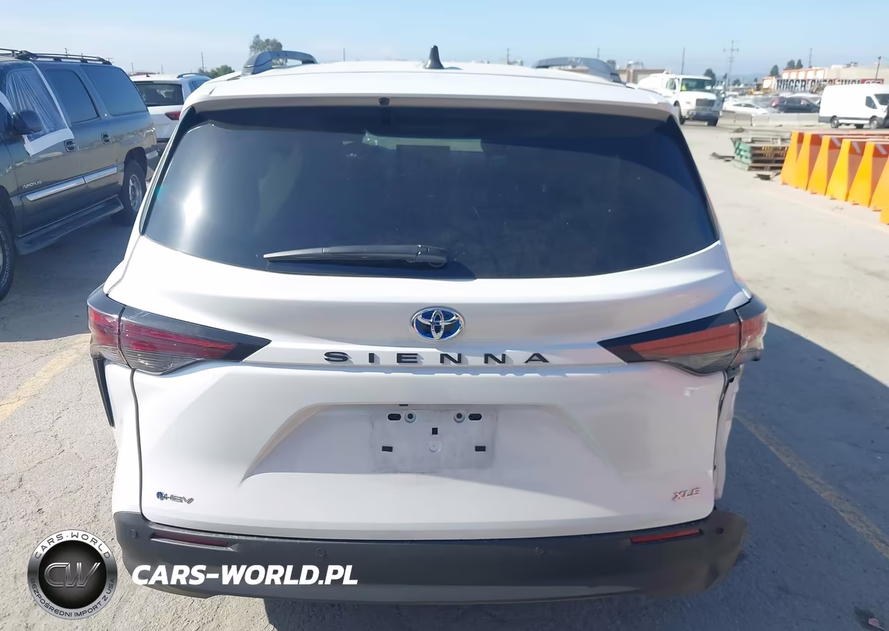 2025 Toyota Sienna Xle VIN:5TDJRKEC1SS280780 - 16